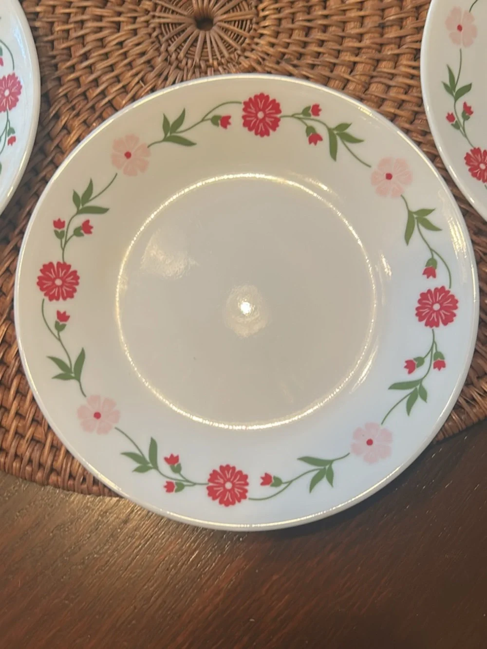Corelle spring pink butter plates 7 in - Set of 5